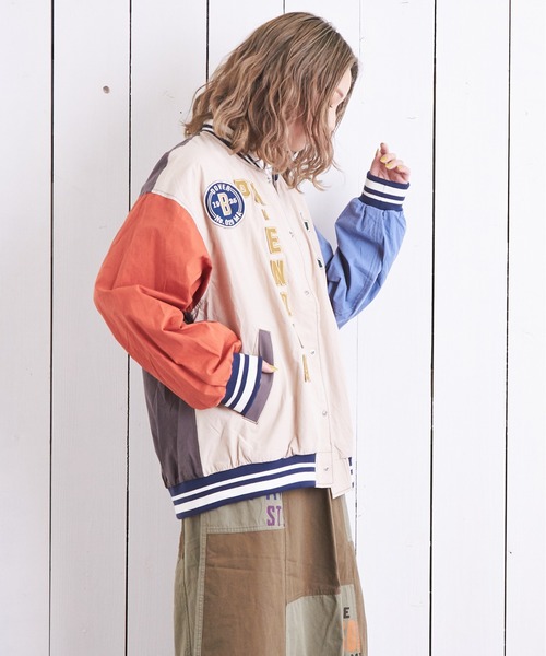 CUBE SUGAR（キューブシュガー）の「綿ダンプロゴワッペンスタジャン（スタジャン・レディース・ブルー/マルチ/チャコールグレー/オレンジ/ベージュ・M）」の21枚目の写真