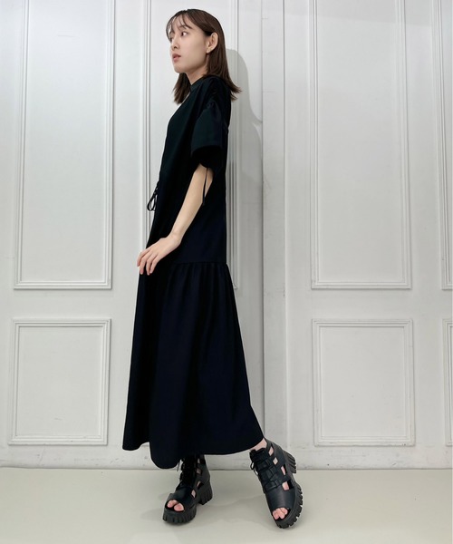 AVIE（アビィ）の「デザインボリュームマキシワンピース（ワンピース・レディース・ブラック/キャメル・38）」の17枚目の写真