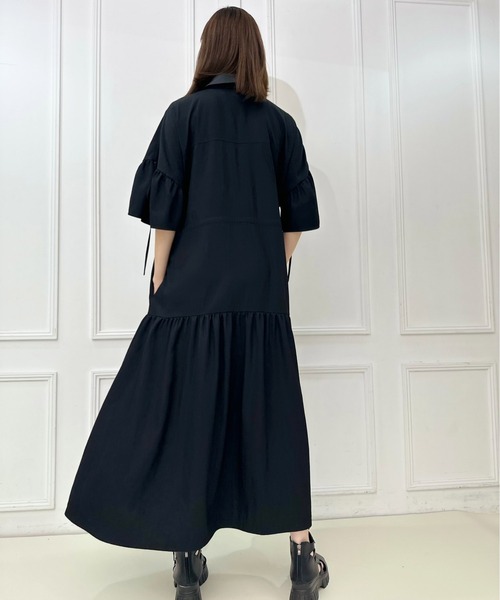 AVIE（アビィ）の「デザインボリュームマキシワンピース（ワンピース・レディース・ブラック/キャメル・38）」の11枚目の写真