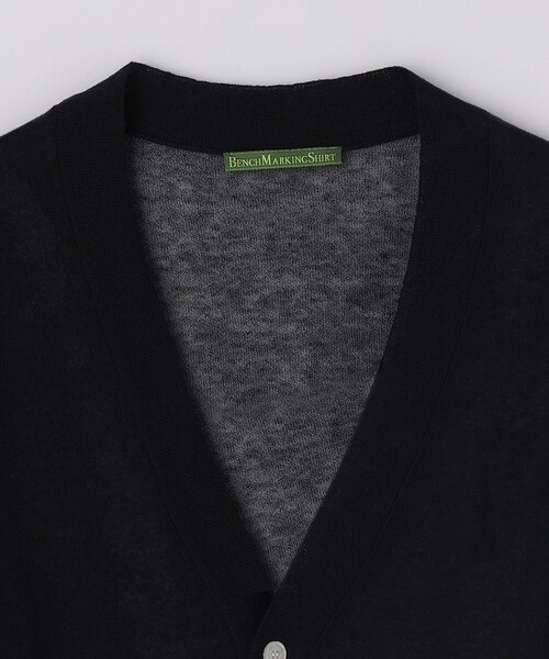 SHIPS(シップス)の「BENCH MARKING SHIRT: シアー ニット Vカーディガン(カーディガン/ボレロ・メンズ・ブラック/ライトブルー/ライトグリーン・MEDIUM/LARGE/SMALL)」の18枚目の写真