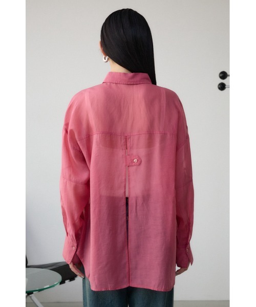 AZUL by moussy（アズールバイマウジー）の「バックスリットシアーオーバーシャツ（シャツ/ブラウス・レディース・ピンク/ホワイト系その他/オフホワイト/グレー/ブラック・FREE）」の20枚目の写真