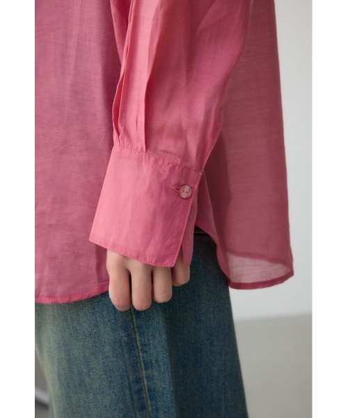 AZUL by moussy（アズールバイマウジー）の「バックスリットシアーオーバーシャツ（シャツ/ブラウス・レディース・ピンク/ホワイト系その他/オフホワイト/グレー/ブラック・FREE）」の12枚目の写真