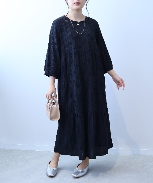 leswel(レスウェル)の「【L~5L 大きいサイズ】カットジャガードティアードワンピース(ワンピース・レディース・ブラック/キャメル・LL/3L/5L/4L/L)」の14枚目の写真
