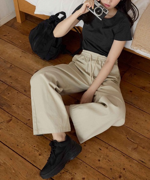 CHAN ME(チャンミ)の「コットンルーズワイドパンツ(その他パンツ・レディース・ブラック/カーキ/ベージュ・MEDIUM/SMALL/X-LARGE/LARGE)」の4枚目の写真