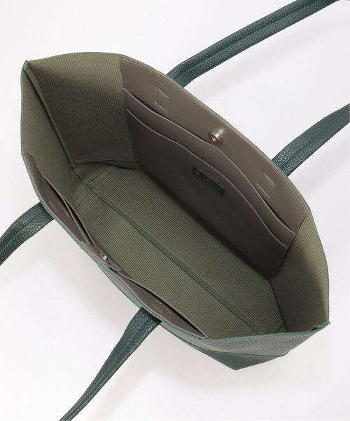 ikka（イッカ）の「【雑誌MonoMax4月号掲載】5ポケットシュリンクトートバッグ（トートバッグ・メンズ・ダークグリーン/グレー/ブラック/ネイビー・FREE）」の21枚目の写真