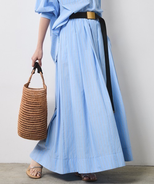 CHIC STYLE（シックスタイル）の「綿100％タックマキシスカート＜大きいサイズ有＞シックスタイル（スカート・レディース・ネイビー/ベージュ系/ブルー系・LL/L/M/5L/4L/3L）」の3枚目の写真