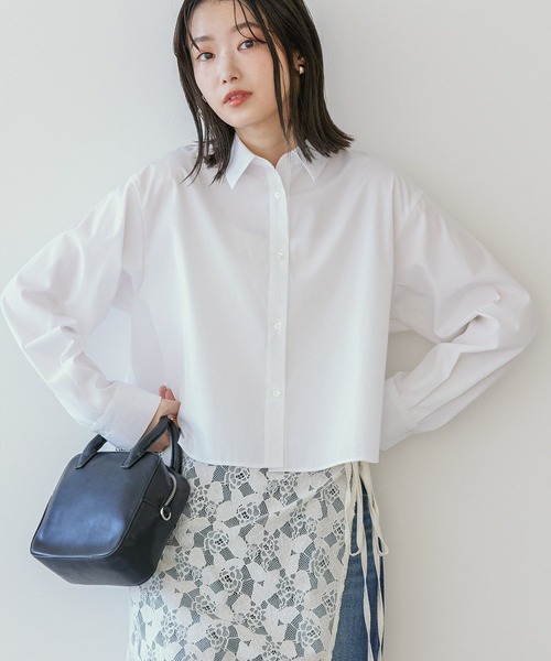 AMERICAN HOLIC(アメリカンホリック)の「クロップドシャツ(シャツ/ブラウス・レディース・イエロー/オフホワイト/ストライプ・L/M)」の4枚目の写真