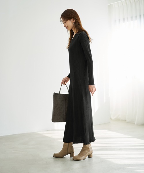 STYLE DELI（スタイルデリ）の「リブ編みVネックロングワンピース（ワンピース・レディース・ネイビー/ブラック/ダークブラウン・SMALL/MEDIUM）」の14枚目の写真