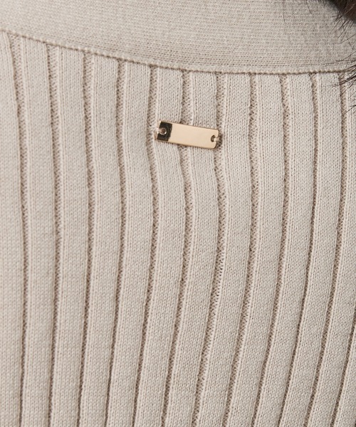 CHIC STYLE(シックスタイル)の「綿100%ワイドリブVネックニットカーディガン<大きいサイズ有>シックスタイル(カーディガン/ボレロ・レディース・ブラック/オフホワイト/ベージュ・5L/4L/3L/LL/L/M)」の14枚目の写真