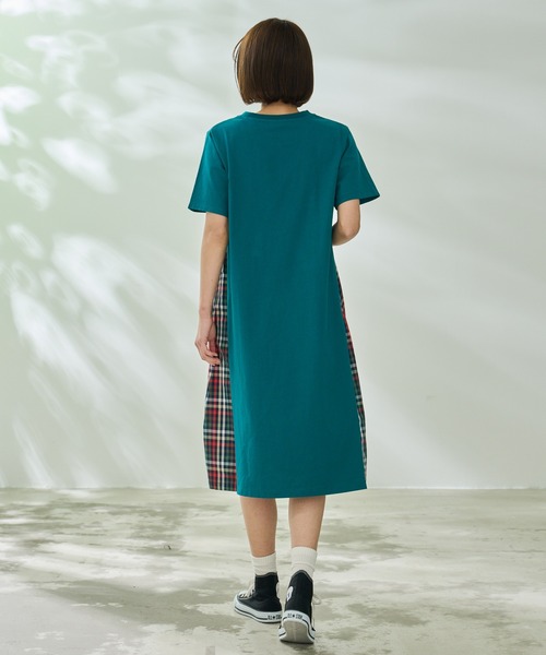 Arnold Palmer(アーノルドパーマー)の「スターモチーフ ワンピース(ワンピース・レディース・ブラック/グリーン/ベージュ・S/M/L)」の13枚目の写真