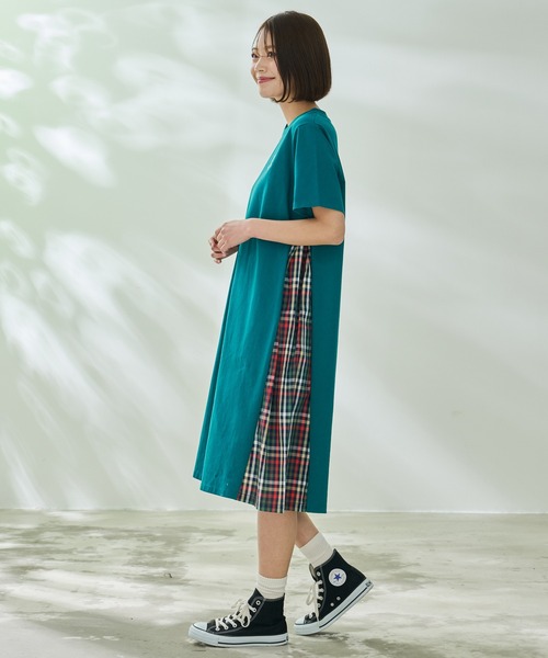 Arnold Palmer(アーノルドパーマー)の「スターモチーフ ワンピース(ワンピース・レディース・ブラック/グリーン/ベージュ・S/M/L)」の14枚目の写真