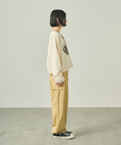 kha:ki(カーキ)の「「KHA:KI / カーキ」 リメイクTEEカーディガン REMAKE TEE CARDIGAN(カーディガン/ボレロ・レディース・ブラック/オフホワイト/サンドベージュ・1)」の19枚目の写真