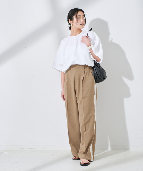 journal standard L'essage（ジャーナルスタンダードレサージュ）の「デザインフォルムカットソー（Tシャツ/カットソー・レディース・ベージュ/ブラック/ホワイト・FREE）」の12枚目の写真