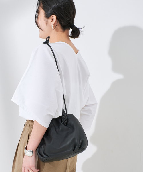 journal standard L'essage（ジャーナルスタンダードレサージュ）の「デザインフォルムカットソー（Tシャツ/カットソー・レディース・ベージュ/ブラック/ホワイト・FREE）」の14枚目の写真