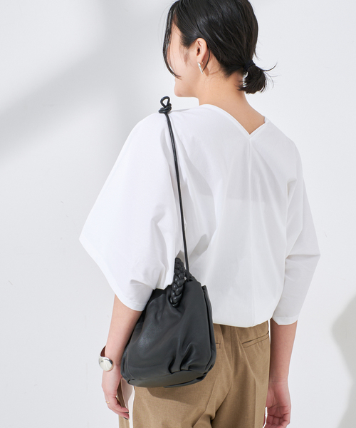 journal standard L'essage（ジャーナルスタンダードレサージュ）の「デザインフォルムカットソー（Tシャツ/カットソー・レディース・ベージュ/ブラック/ホワイト・FREE）」の15枚目の写真