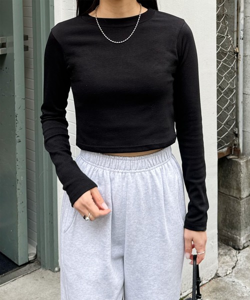 LE MORE（リモア）の「ベーシックショートトップス（Tシャツ/カットソー・レディース・グレー/ブラック・FREE）」の4枚目の写真