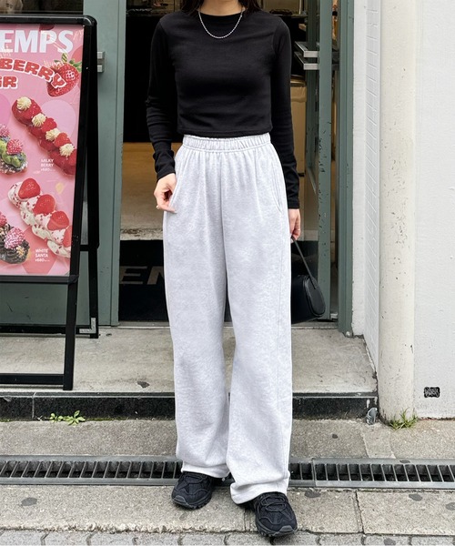 LE MORE（リモア）の「ベーシックショートトップス（Tシャツ/カットソー・レディース・グレー/ブラック・FREE）」の5枚目の写真