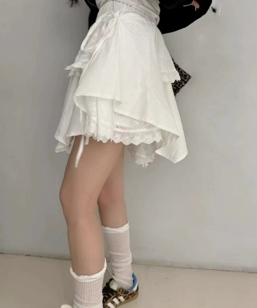 gossip!ロサンゼルス(ゴシップロサンゼルス)の「Y2K 個性 ティアードフリルミニスカート(スカート・レディース・ホワイト・FREE)」の7枚目の写真