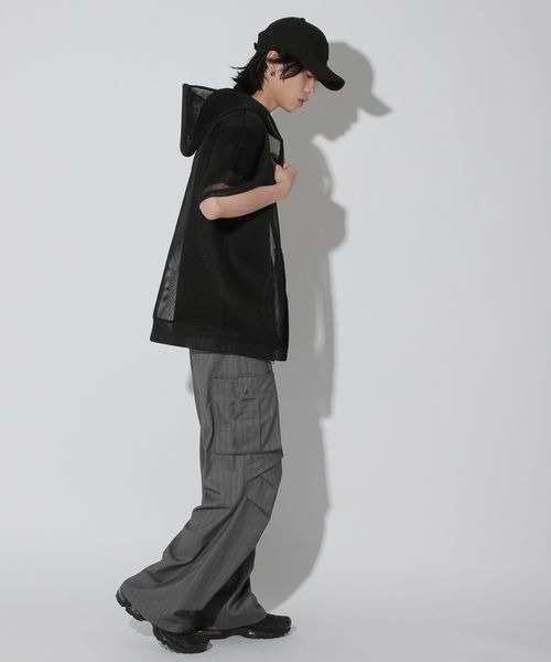 Anui（アニュイ）の「【UNISEX】メッシュジップパーカー（パーカー・レディース・ブラック/アイボリー・MEDIUM）」の10枚目の写真