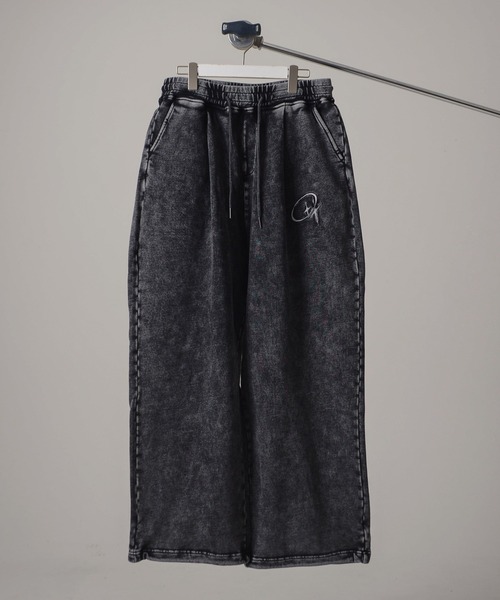 Revo.（レボ）の「グランジ加工 ワンポイント ロゴ刺繍 ダブルタック 裏毛 スウェットパンツ（スウェットパンツ・メンズ・スモークピンク/チャコール/オフホワイト/ブラウン・L/M）」の3枚目の写真