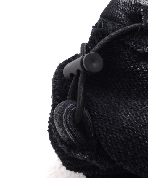 Revo.（レボ）の「グランジ加工 ワンポイント ロゴ刺繍 ダブルタック 裏毛 スウェットパンツ（スウェットパンツ・メンズ・スモークピンク/チャコール/オフホワイト/ブラウン・L/M）」の12枚目の写真