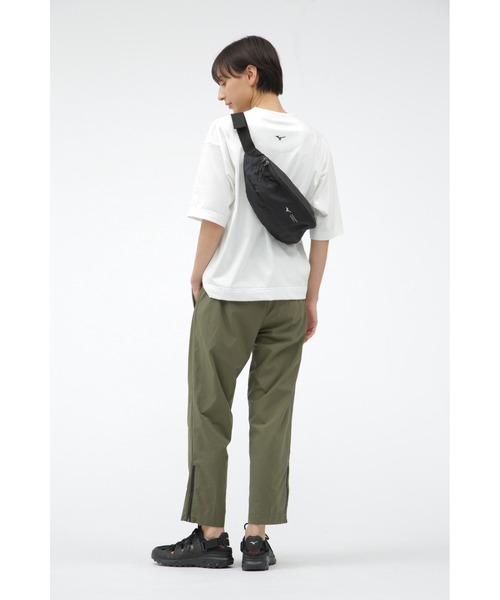 MARGARET HOWELL（マーガレットハウエル）の「COTTON POLYESTER JERSEY TOP（Tシャツ/カットソー・レディース・ホワイト/グリーン/ブラック・2）」の5枚目の写真