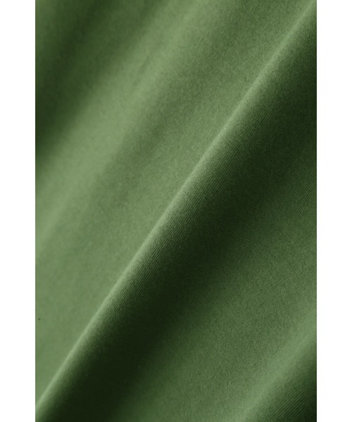 MARGARET HOWELL（マーガレットハウエル）の「COTTON POLYESTER JERSEY TOP（Tシャツ/カットソー・レディース・ホワイト/グリーン/ブラック・2）」の15枚目の写真