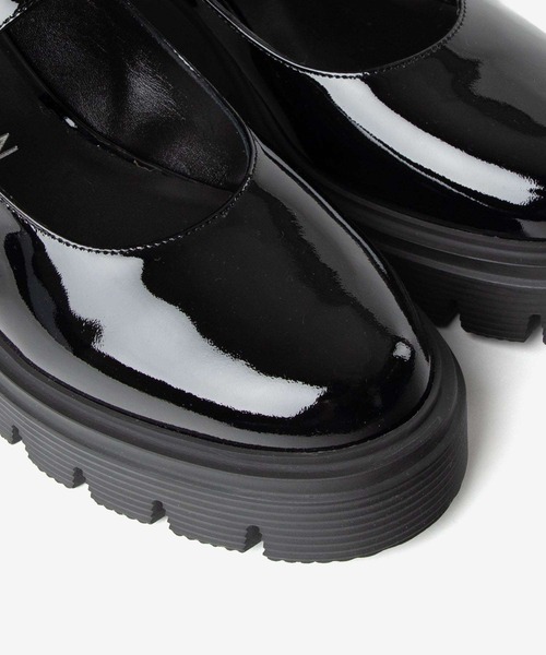 STUART WEITZMAN(スチュアートワイツマン)の「STUART WEITZMAN SOHO GEM MARY JANE SLINGBACK スチュアート・ワイツマン ソーホー メリージェーン スリングバック バレエシューズ(サンダル・レディース・ブラック・37.5/37/36/36.5/35.5)」の9枚目の写真