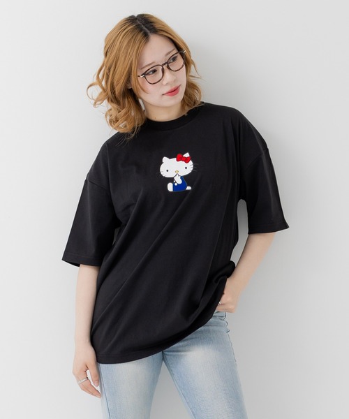 sanrio（サンリオ）の「〈サンリオ〉ハローキティ/半袖Tシャツ（Tシャツ/カットソー・レディース・ホワイト/ブラック・S/M/L）」の15枚目の写真