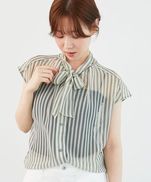 le.coeur blanc（ルクールブラン）の「《手洗い可能》楊柳シアーストライプボウタイブラウス（シャツ/ブラウス・レディース・グレー系その他/ブルー系その他3・38）」の16枚目の写真
