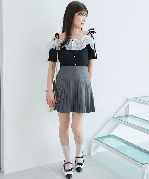 MAJESTIC LEGON(マジェスティックレゴン)の「キラキラプリーツスカート(スカート・レディース・キャメル/グレー/ネイビー・MEDIUM)」の13枚目の写真