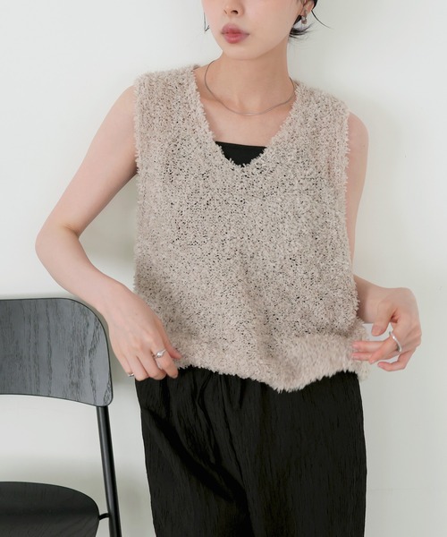 LIAN（リアン）の「サマーフェザーニットベスト（ベスト・レディース・ピンク/ベージュ/アイボリー/ブラック・FREE）」の4枚目の写真