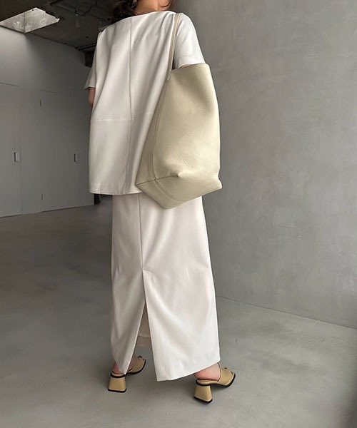 WILLFULLY（ウィルフリー）の「pocket design constructive kaftan tops（その他トップス・レディース・ブラック/チャコールグレー/ベージュ系その他・FREE）」の16枚目の写真