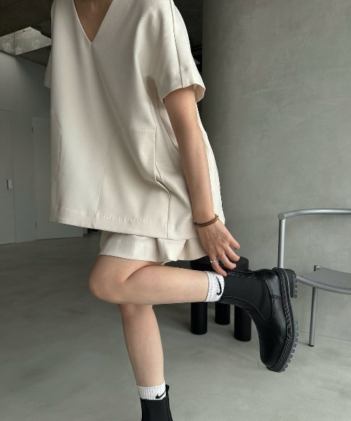 WILLFULLY（ウィルフリー）の「pocket design constructive kaftan tops（その他トップス・レディース・ブラック/チャコールグレー/ベージュ系その他・FREE）」の8枚目の写真