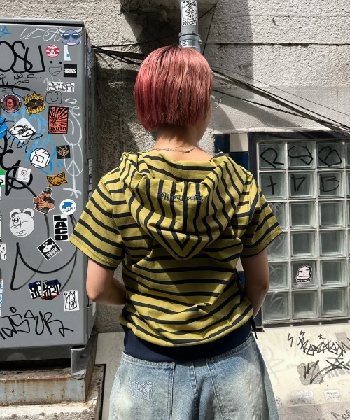 HTH(エイチティーエイチ)の「Assort Short sleeve zip hoodie(パーカー・レディース・パープル/グレー/マスタード・フリー)」の5枚目の写真