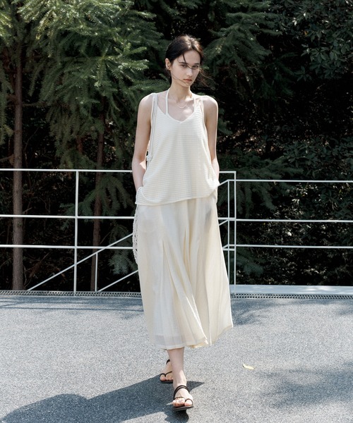 tageechita（タジチタ）の「【tageechita】レイヤードデザイン キャミワンピース（ワンピース・レディース・ライトベージュ・S/M/L）」の4枚目の写真