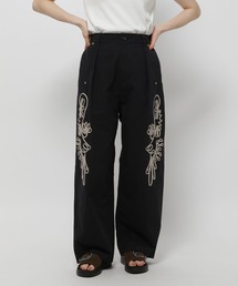 モチーフコード刺繍パンツ
