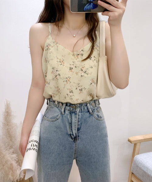 urge：（アージコロン ）の「【URGE：】花柄 Vネック キャミソール（キャミソール・レディース・イエロー/ホワイト/ブラック・X-LARGE/LARGE/MEDIUM/SMALL）」の3枚目の写真