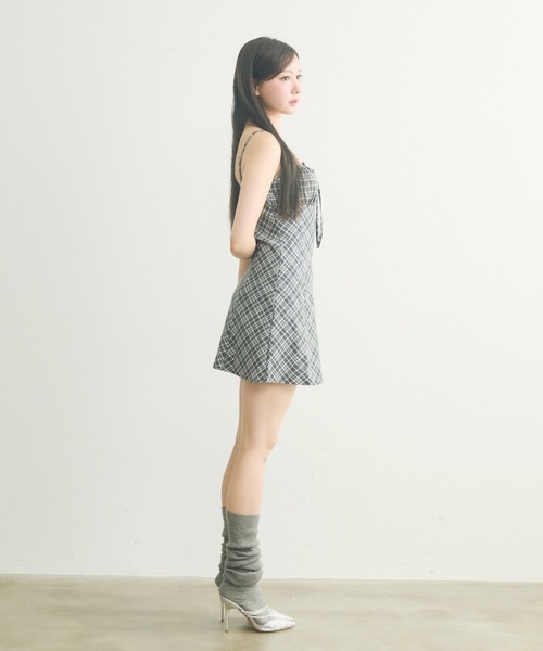 TITTY&CO.（ティティーアンドコー）の「チェック柄キャミワンピ（ワンピース・レディース・モカ/ブラック・FREE）」の3枚目の写真