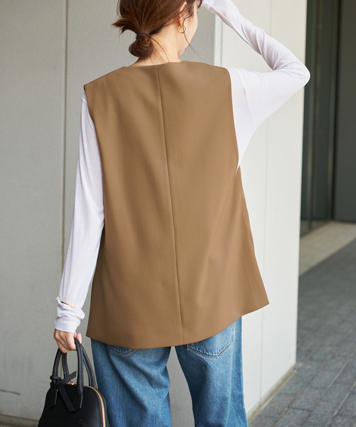 Spick & Span（スピックアンドスパン）の「TWカルゼVネックベスト（ベスト・レディース・ブラック/キャメル・36/38）」の13枚目の写真