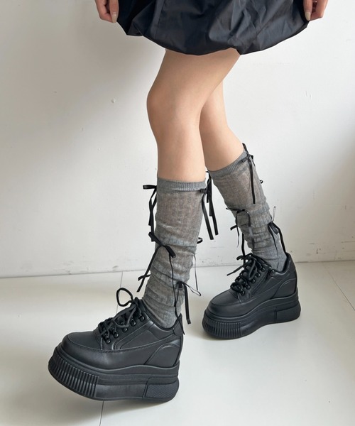 Shoes in Closet（シューズインクローゼット）の「+7.5㎝ 厚底 プラットフォーム インヒール サイドジップ スニーカー5951（スニーカー・レディース・ブラック×ブラック/ホワイト・LL/S/M/L）」の17枚目の写真