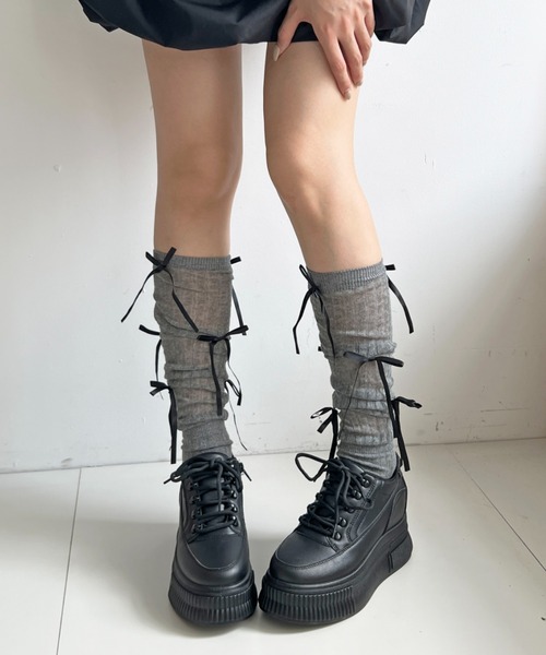 Shoes in Closet（シューズインクローゼット）の「+7.5㎝ 厚底 プラットフォーム インヒール サイドジップ スニーカー5951（スニーカー・レディース・ブラック×ブラック/ホワイト・LL/S/M/L）」の19枚目の写真