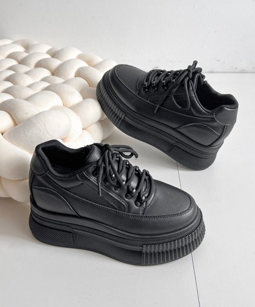 Shoes in Closet（シューズインクローゼット）の「+7.5㎝ 厚底 プラットフォーム インヒール サイドジップ スニーカー5951（スニーカー・レディース・ブラック×ブラック/ホワイト・LL/S/M/L）」の20枚目の写真