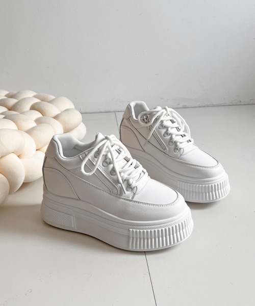 Shoes in Closet（シューズインクローゼット）の「+7.5㎝ 厚底 プラットフォーム インヒール サイドジップ スニーカー5951（スニーカー・レディース・ブラック×ブラック/ホワイト・LL/S/M/L）」の13枚目の写真
