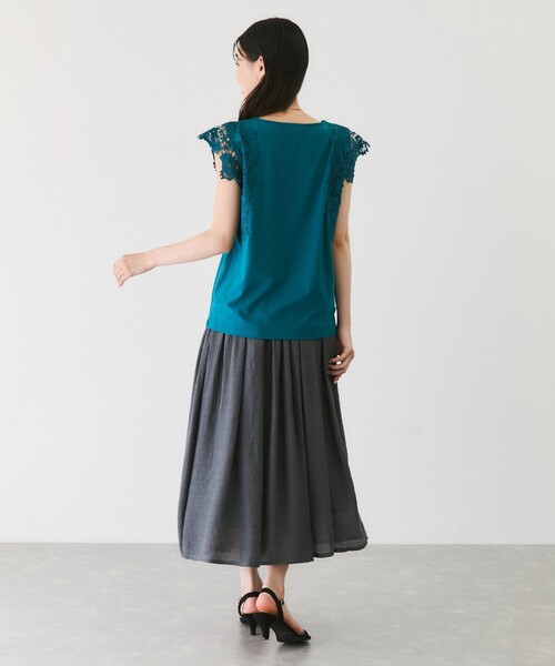 Jayro（ジャイロ）の「袖レースプルオーバー（Tシャツ/カットソー・レディース・ライトグレー/ホワイト系その他/グリーン/ブラック・M）」の11枚目の写真