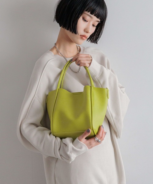 LOWRYS FARM(ローリーズファーム)の「ポーチツキ2PBAG/M 578359(ショルダーバッグ・レディース・チャコールグレー/ブラック/グリーン/アイボリー/ピンク・FREE)」の4枚目の写真