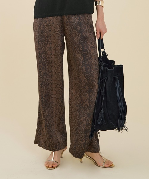 marmors(マルモア)の「【marmors】original python print pants(その他パンツ・レディース・グレー/ブラウン・36)」の2枚目の写真