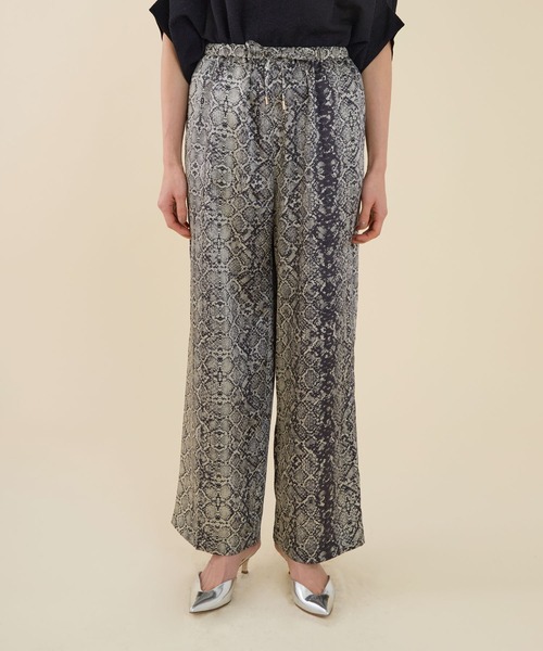 marmors(マルモア)の「【marmors】original python print pants(その他パンツ・レディース・グレー/ブラウン・36)」の16枚目の写真