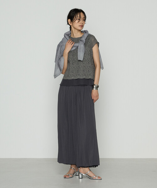 K.T KIYOKO TAKASE(キヨコタカセ)の「リネンコードレース レイヤード風ブラウス(シャツ/ブラウス・レディース・ネイビー/チャコール・7号/9号)」の3枚目の写真