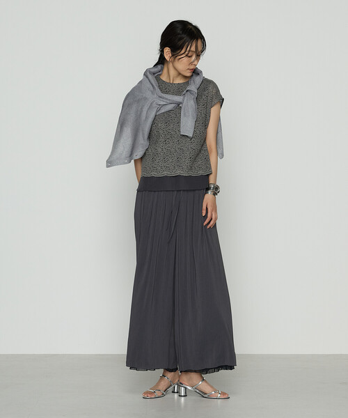 K.T KIYOKO TAKASE(キヨコタカセ)の「リネンコードレース レイヤード風ブラウス(シャツ/ブラウス・レディース・ネイビー/チャコール・7号/9号)」の5枚目の写真